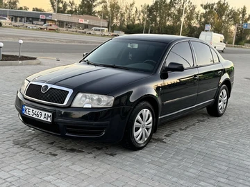 Авто Skoda Superb 2004 № 7973897
