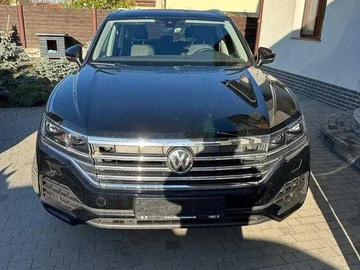 Авто Volkswagen Touareg 2019 № 7973931