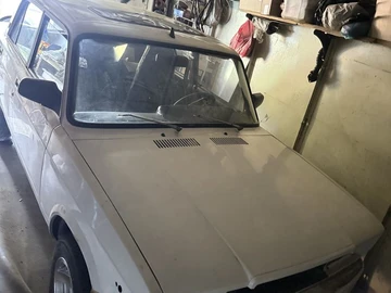 Авто ВАЗ 2107 1990 № 7974365