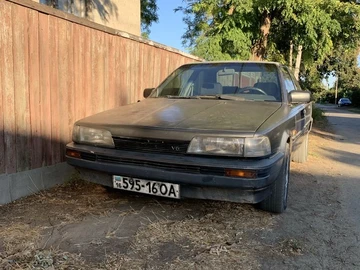 Авто Toyota Camry 1987 № 7974369