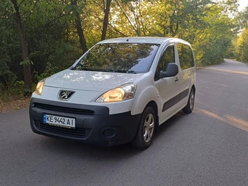 Авто Peugeot Partner 2010 № 7974443