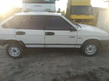 Авто ВАЗ 2109 1989 № 7974506