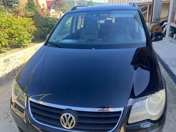 Авто Volkswagen Touran 2007 № 7974540