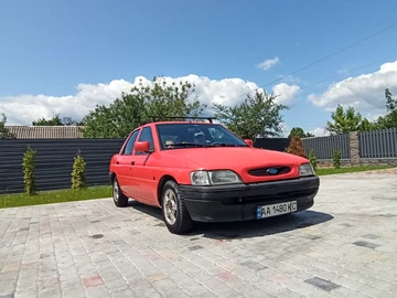 Авто Ford Escort 1992 № 7974780