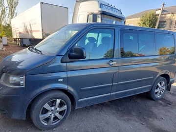 Авто Volkswagen Multivan 2007 № 7974954