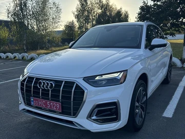 Авто Audi Q5 2021 № 7975122
