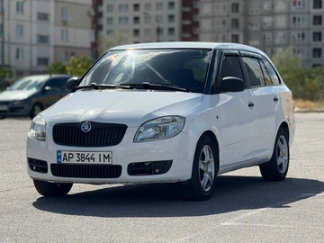 Авто Skoda Fabia 2009 № 7975193