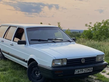 Авто Volkswagen Passat Variant 1987 № 7975578