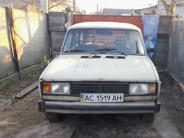 Авто ВАЗ 2104 1990 № 7975588