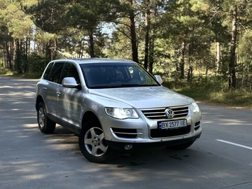 Авто Volkswagen Touareg 2007 № 7975748