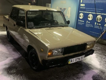 Авто ВАЗ 2105 1986 № 7975751