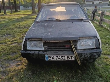 Авто ВАЗ 2109 1992 № 7975924