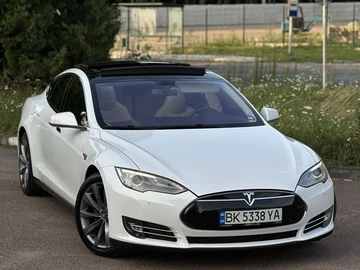 Авто Tesla Model S 2014 № 7975925