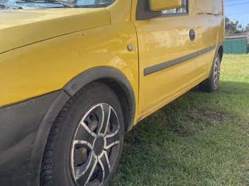 Авто Opel Combo 2011 № 7976007