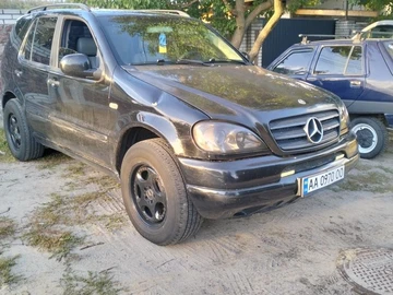 Авто Mercedes Ml Серия 2000 № 7976039