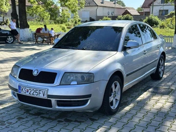 Авто Skoda Superb 2003 № 7976050