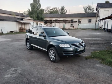Авто Volkswagen Touareg 2004 № 7976108