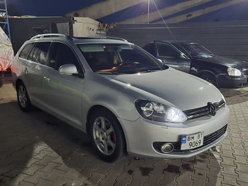 Авто Volkswagen Golf 2010 № 7976129