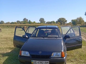 Авто Opel Kadett 1990 № 7976134