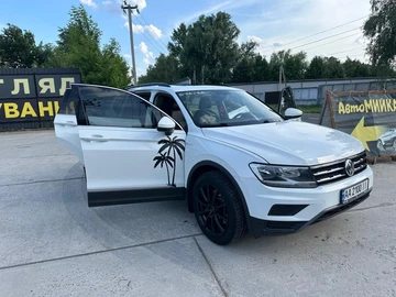 Авто Volkswagen Tiguan 2019 № 7976146