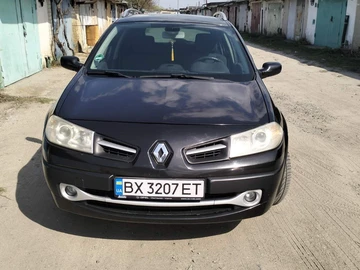 Авто Renault 4 2008 № 7976205