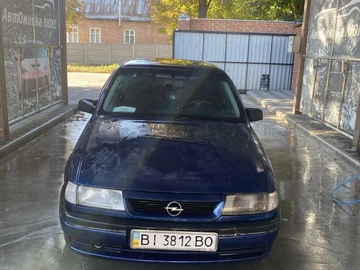 Авто Opel Vectra 1990 № 7976239