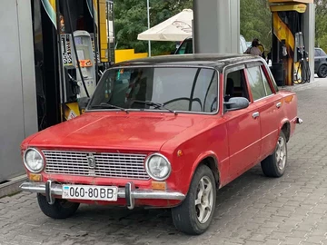 Авто ВАЗ 2101 1986 № 7976308