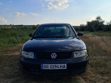 Авто Volkswagen Passat Sedan 1996 № 7976314