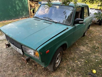 Авто ВАЗ 2105 1984 № 7976389