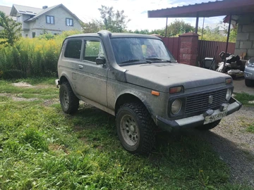 Авто ВАЗ 2121 1984 № 7976438