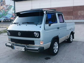 Авто Volkswagen Transporter 1991 № 7976504