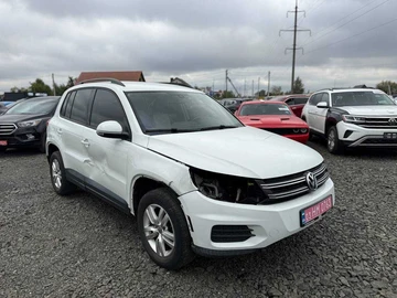 Авто Volkswagen Tiguan 2016 № 7976600