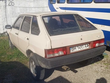 Авто ВАЗ 2109 1996 № 7976605