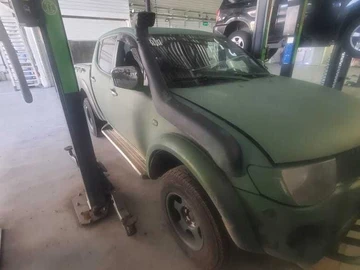 Авто Mitsubishi L 200 2008 № 7976616