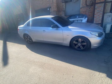 Авто BMW 5 Серия 2004 № 7976657