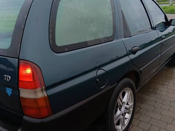 Авто Ford Escort 1997 № 7976710