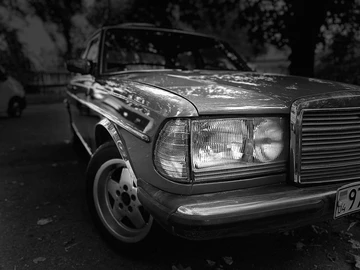 Авто Mercedes 280 1983 № 7976759