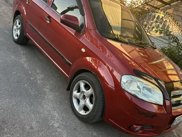 Авто Chevrolet Aveo 2007 № 7976788