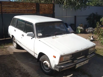 Авто ВАЗ 2104 1989 № 7976824