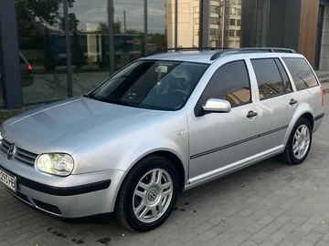 Авто Volkswagen Golf 2001 № 7976845