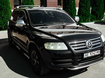 Авто Volkswagen Touareg 2004 № 7976851