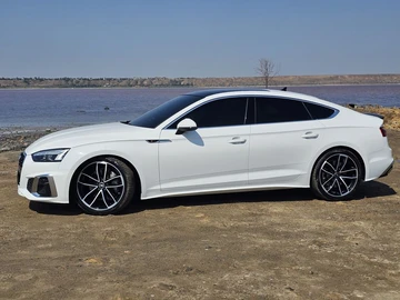 Авто Audi A5 2021 № 7976858