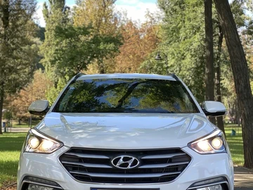 Авто Hyundai Santa Fe 2017 № 7976870