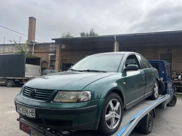 Авто Volkswagen Passat Sedan 1998 № 7976981