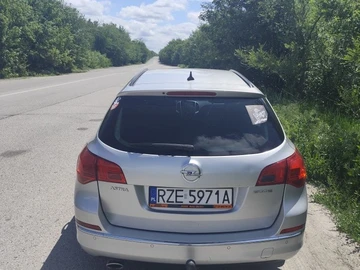 Авто Opel Astra 2013 № 7977001