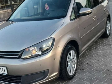 Авто Volkswagen Touran 2011 № 7977012