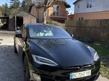 Авто Tesla Model S 2020 № 7977015
