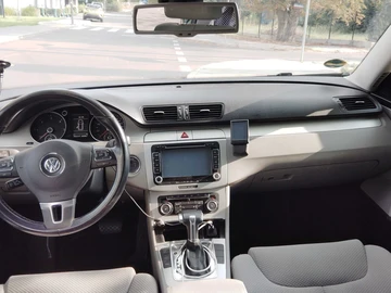 Авто Volkswagen Passat Variant 2010 № 7977017