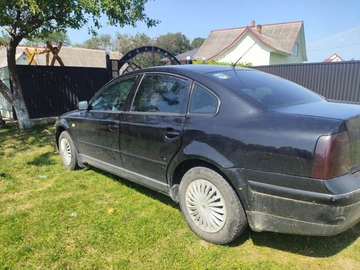Авто Volkswagen Passat Sedan 1999 № 7977091