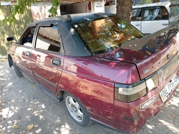 Авто ВАЗ 2110 2000 № 7977107
